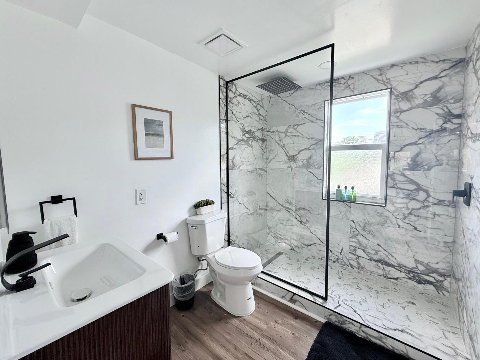 Renzzi Miami