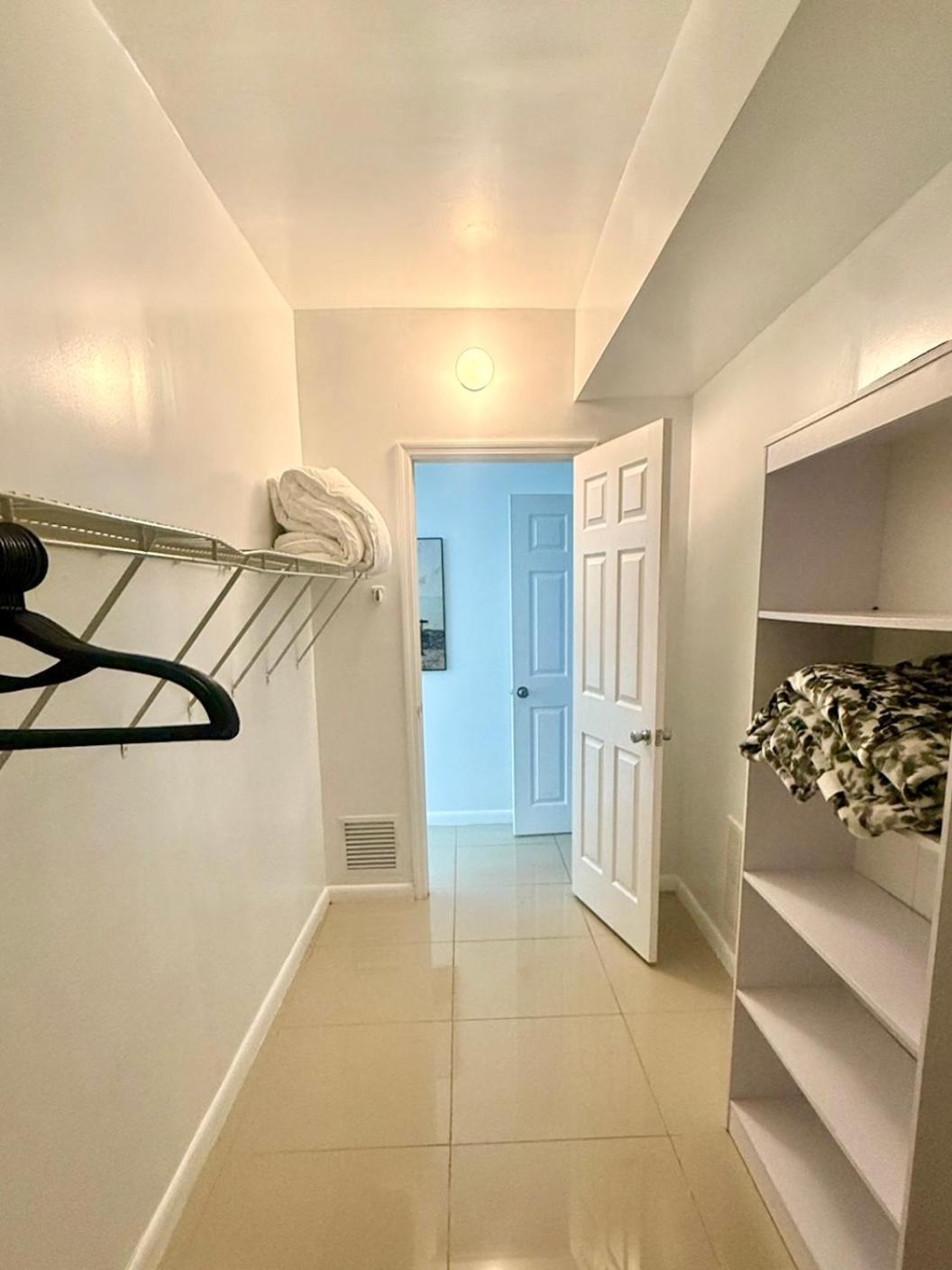 Apartahotel Renzzi Miami